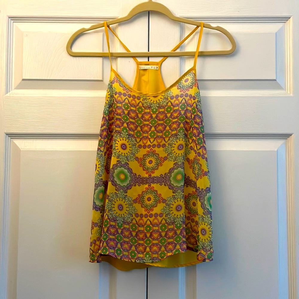 A sheer Yellow floral cami 🌻